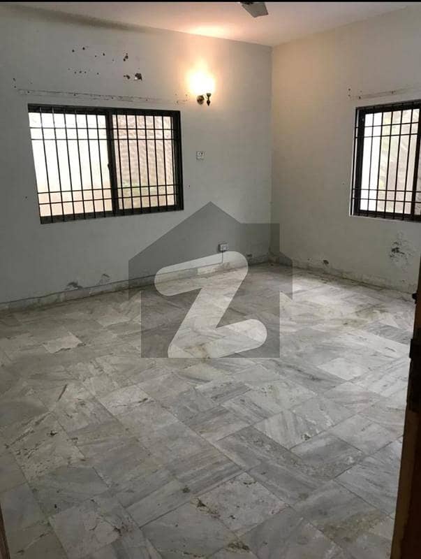 BUNGALOW FOR SALE CHANCE DEAL 500 YARDS BUNGALOW FOR SALE CHANCE DEAL 500 YARDS
