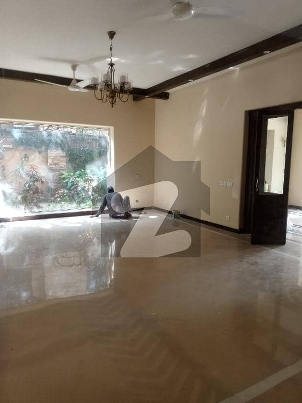 5 Bedrooms+Pool House For Rent In F-6 5 Bedrooms+Pool House For Rent In F-6