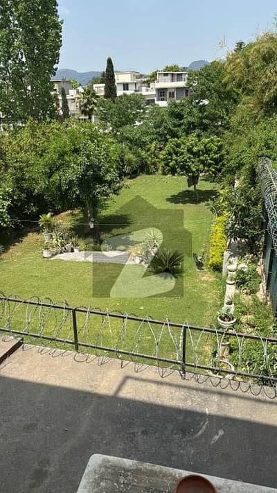 جی