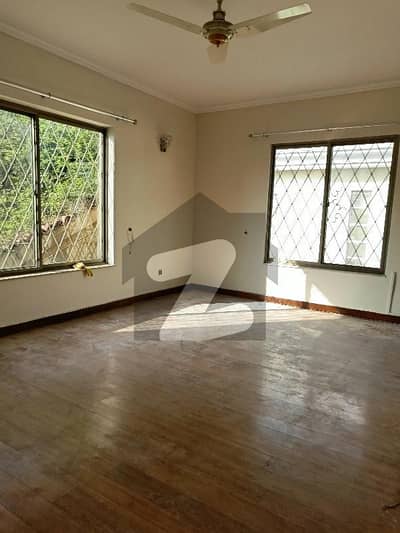 F-10 1022 Square Yard Double Unit House