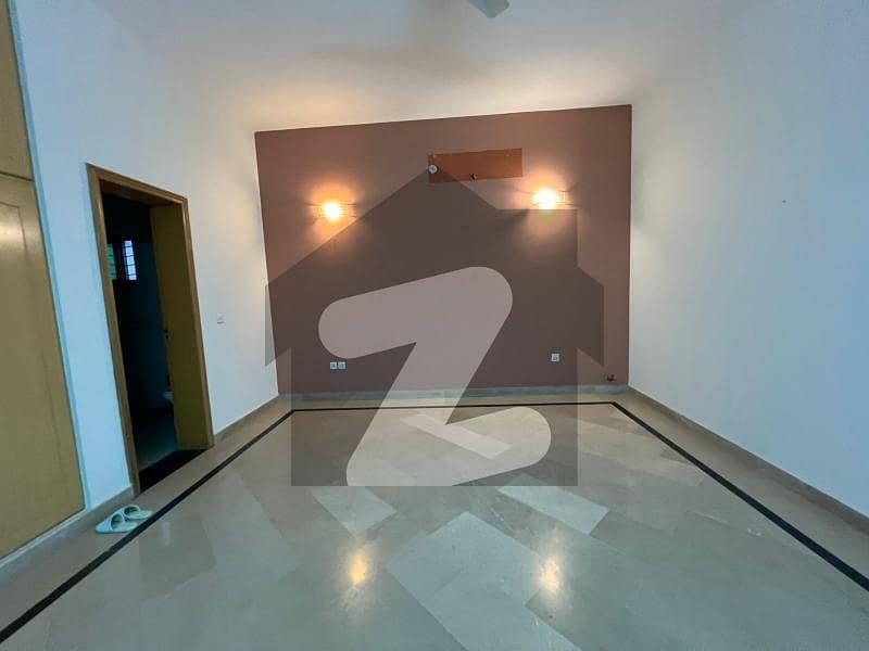 DHA phase5 1kanal upar potion for rent DHA phase5 1kanal upar potion for rent