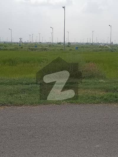 ڈی ایچ اے فیز 8 - بلاک زیڈ 3 ڈی ایچ اے فیز 8,ڈی ایچ اے ڈیفینس,لاہور میں 5 مرلہ رہائشی پلاٹ 46.0 لاکھ میں برائے فروخت۔ ڈی ایچ اے فیز 8 - بلاک زیڈ 3 ڈی ایچ اے فیز 8,ڈی ایچ اے ڈیفینس,لاہور میں 5 مرلہ رہائشی پلاٹ 46.0 لاکھ میں برائے فروخت۔