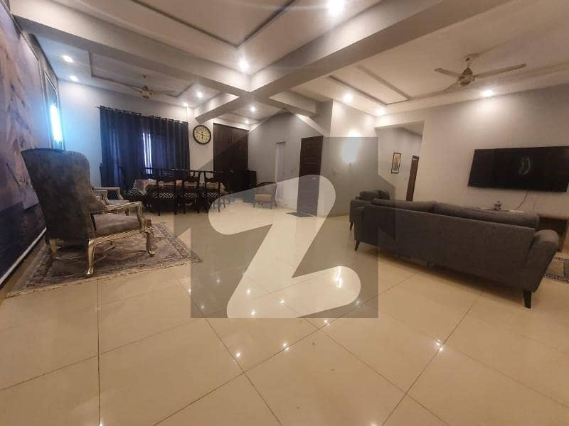 3 Beds Luxury Furnished Flat For Rent 3 Beds Luxury Furnished Flat For Rent
