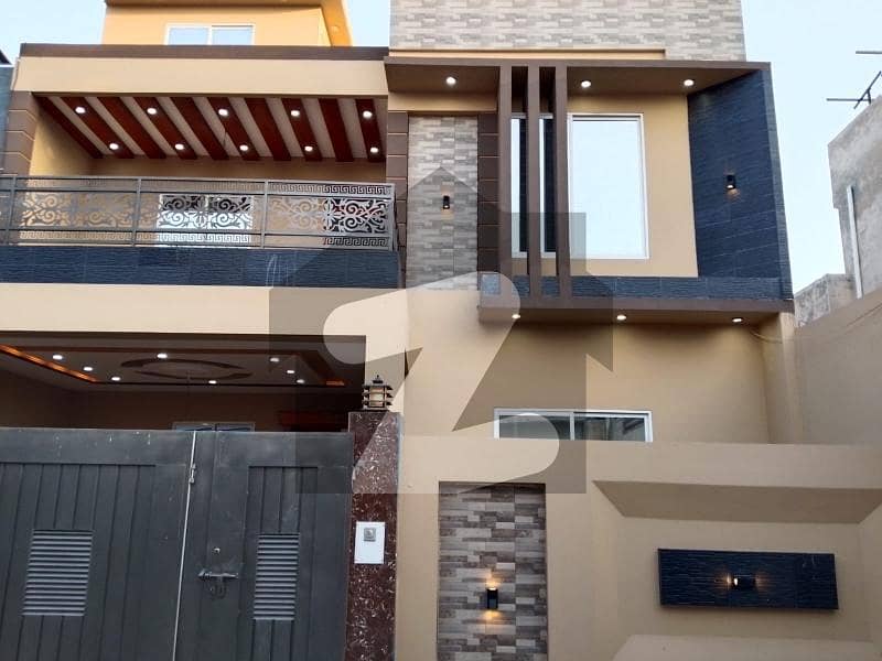 Prominently-Located House Available In Shalimar Colony For sale Prominently-Located House Available In Shalimar Colony For sale
