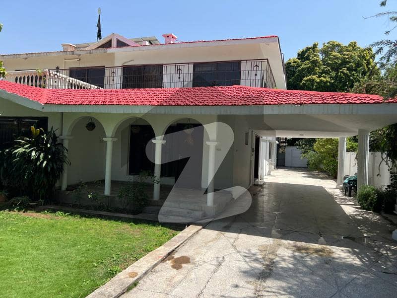 ایف ۔ 7 اسلام آباد میں 6 کمروں کا 18 مرلہ مکان 5.5 لاکھ میں کرایہ پر دستیاب ہے۔ ایف ۔ 7 اسلام آباد میں 6 کمروں کا 18 مرلہ مکان 5.5 لاکھ میں کرایہ پر دستیاب ہے۔