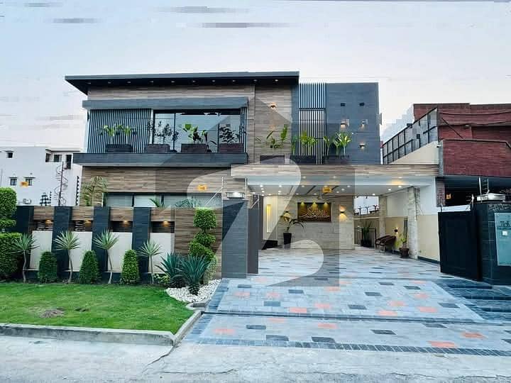Top city 1 kanal house for sale Top city 1 kanal house for sale