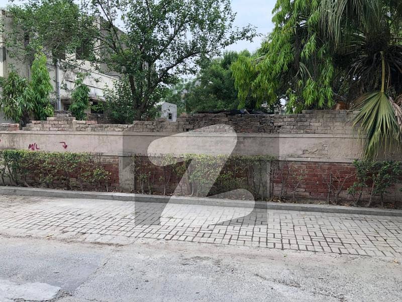CMA COLONY 1 KANAL Plot Urgent For Sale CMA COLONY 1 KANAL Plot Urgent For Sale