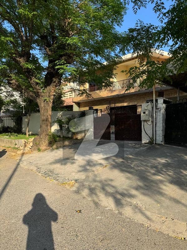 House For Sale Available In G-9 House For Sale Available In G-9