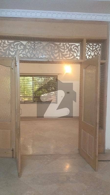 E11/4 10 Marla Upper portion 3 Bedroom E11/4 10 Marla Upper portion 3 Bedroom