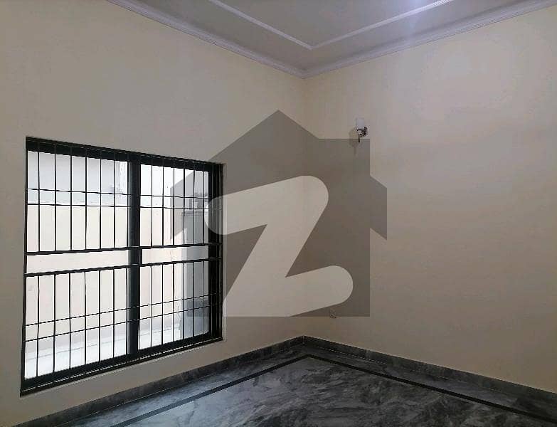House Spread Over 10 Marla In Johar Town Available House Spread Over 10 Marla In Johar Town Available