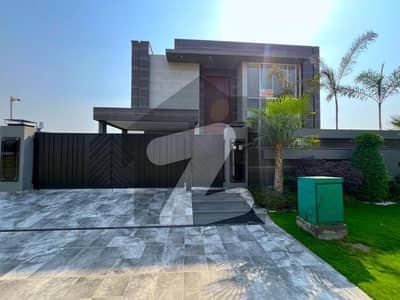 10 Marla Elegant And Fully Maintained Super Hot Located Bungalow Is Available For Sale In The Best Block Of DHA Lahore. 10 Marla Elegant And Fully Maintained Super Hot Located Bungalow Is Available For Sale In The Best Block Of DHA Lahore.