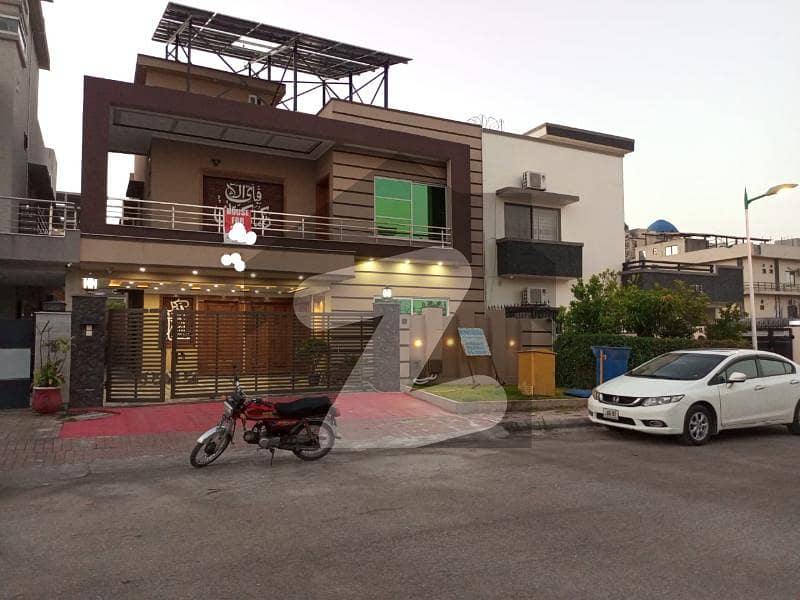 Bahria Town Phase 8, 10 Marla Designer House with Soler 10 kva On Investor Rate Bahria Town Phase 8, 10 Marla Designer House with Soler 10 kva On Investor Rate