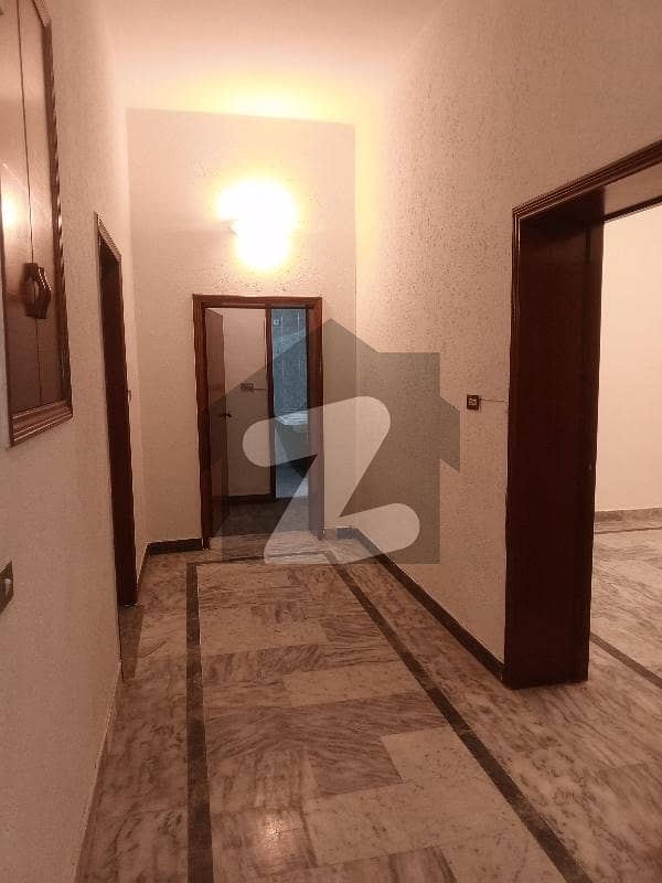 3 Bed Ground Portion Available For Rent 3 Bed Ground Portion Available For Rent