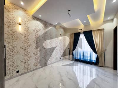 Luxury & Park Facing 10 Marla Brand New House For Sale In Lake City Raiwind Road Lahore