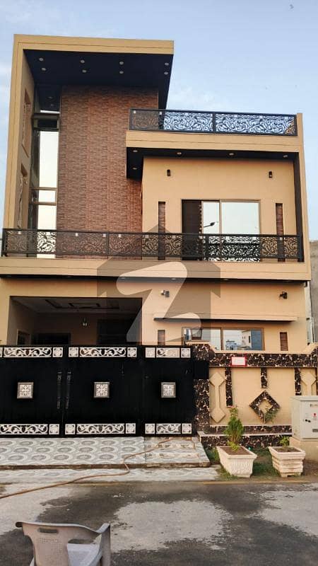 Brand New 5 Marla Double Storey House For Sale In Platinum Block, Park View City Lahore Brand New 5 Marla Double Storey House For Sale In Platinum Block, Park View City Lahore