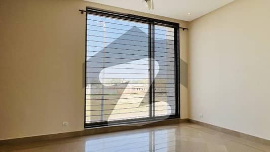 5 Marla House Available For Rent In Lake City