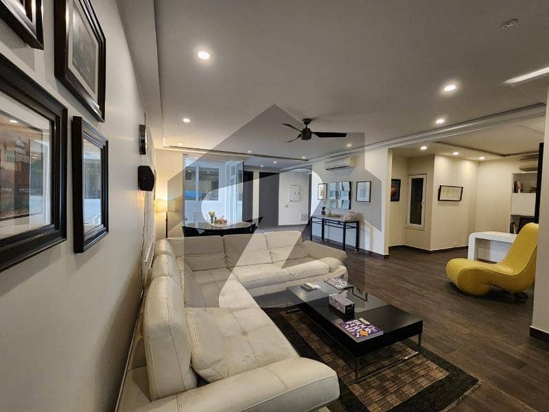 2 Bed For Sale In Gulberg Lahore 2 Bed For Sale In Gulberg Lahore