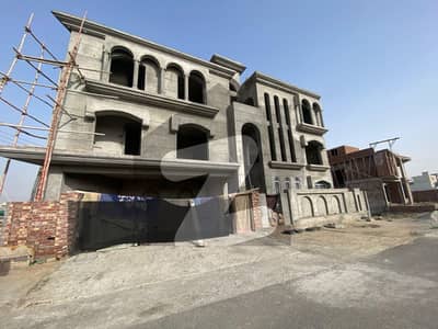 1 Kanal Corner Beautiful House For Sale In LDA AVENUE