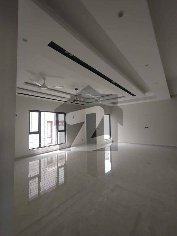 UPPER PORTION FOR RENT