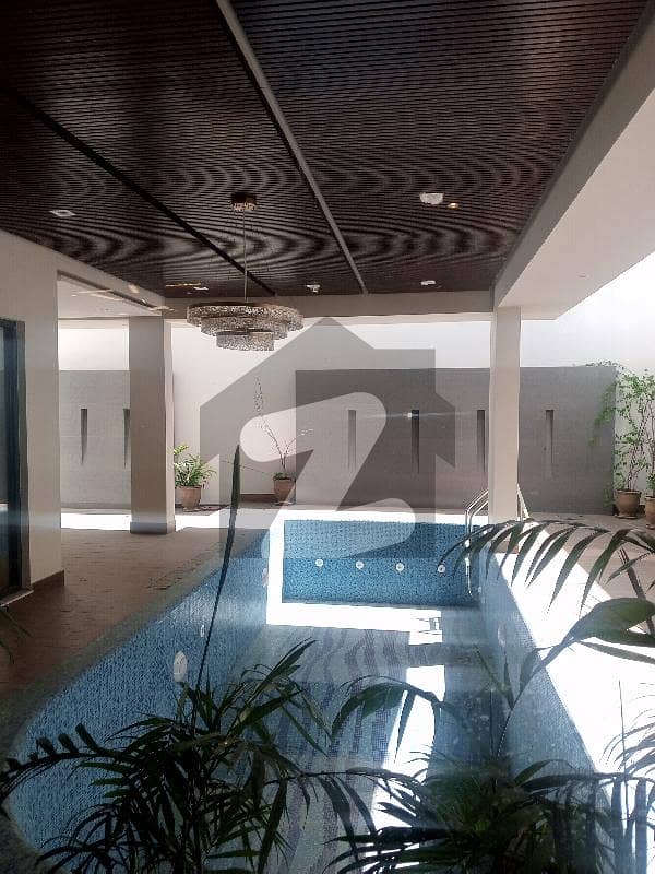 8 Bed House For Rent with Pool 8 Bed House For Rent with Pool