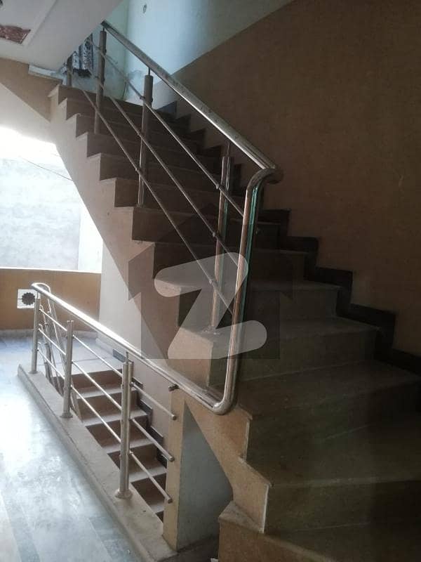 Uper Portion Available For Rent Uper Portion Available For Rent