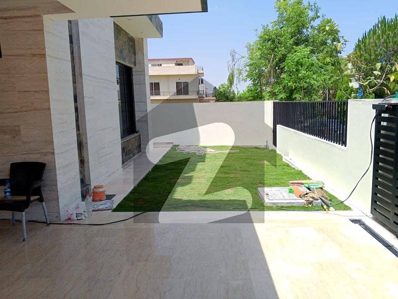 1 Kanal Beautiful And Spacious House 1 Kanal Beautiful And Spacious House