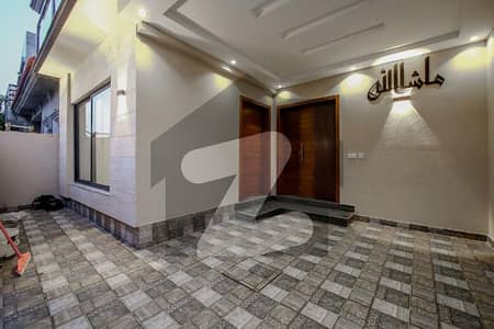 7 Marla Brand New Beautiful House Available For Rent (Pics For Reference Same As)