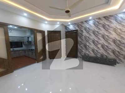 10 Marla Brand New House For Rent