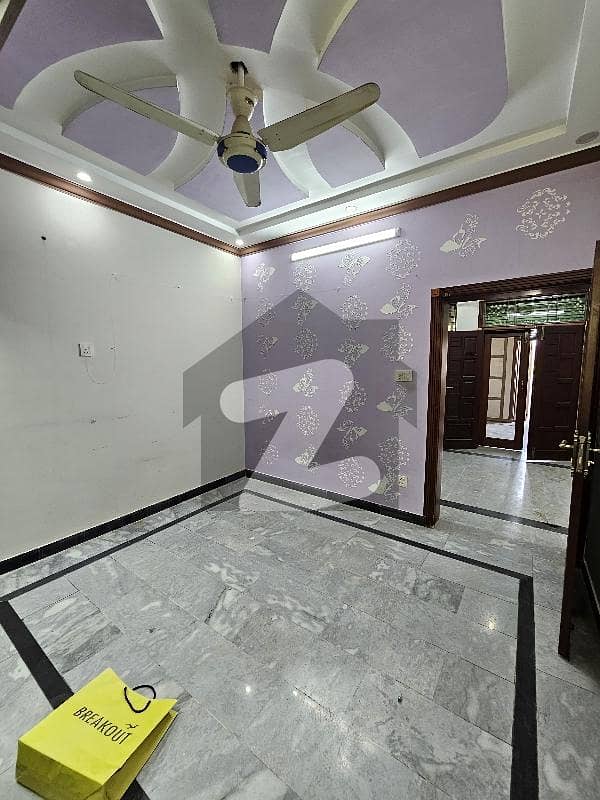 جی ۔ 14 اسلام آباد میں 5 کمروں کا 5 مرلہ مکان 1.1 لاکھ میں کرایہ پر دستیاب ہے۔ جی ۔ 14 اسلام آباد میں 5 کمروں کا 5 مرلہ مکان 1.1 لاکھ میں کرایہ پر دستیاب ہے۔