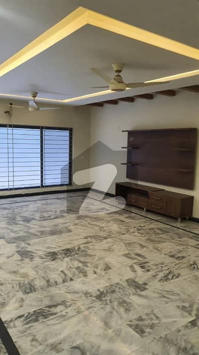 1 Kanal Lower Portion For Rent Available Brand New