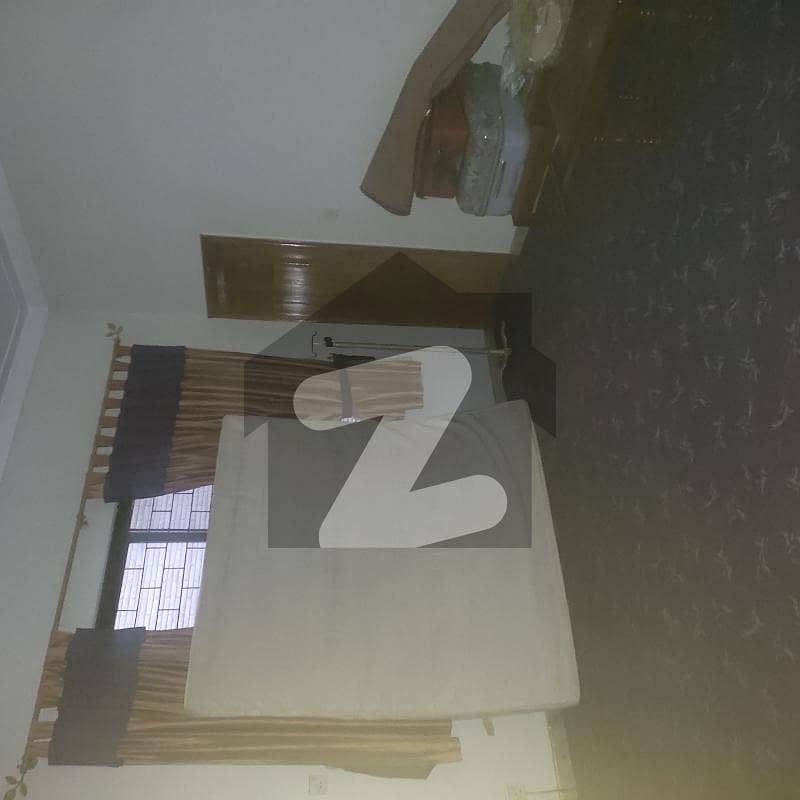 One Kanal Upper Portion For Rent One Kanal Upper Portion For Rent