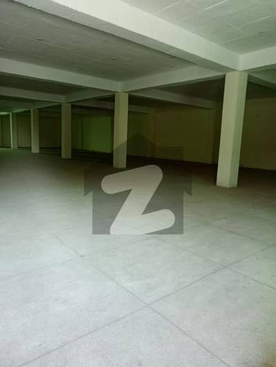 3.5 Kanal Factory Available For Rent.