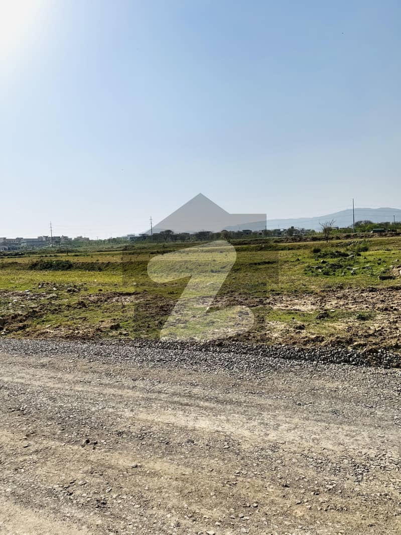 MARGLLA FACE DEVELOPED PLOT 25x40 FOR SALE MARGLLA FACE DEVELOPED PLOT 25x40 FOR SALE