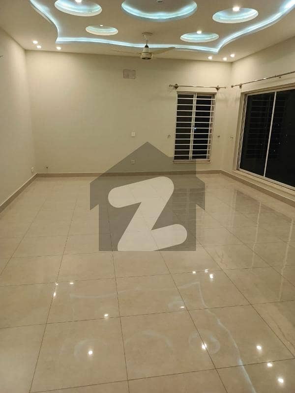 بحریہ ٹاؤن فیز 7 بحریہ ٹاؤن راولپنڈی,راولپنڈی میں 3 کمروں کا 1 کنال بالائی پورشن 1.05 لاکھ میں کرایہ پر دستیاب ہے۔ بحریہ ٹاؤن فیز 7 بحریہ ٹاؤن راولپنڈی,راولپنڈی میں 3 کمروں کا 1 کنال بالائی پورشن 1.05 لاکھ میں کرایہ پر دستیاب ہے۔