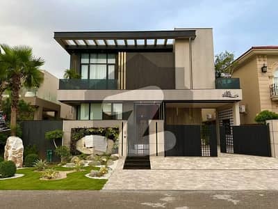 01 KANAL AESTHETICALLY DESIGNED BRAND NEW HOUSE FOR SALE IN DHA PHASE 6 LAHORE