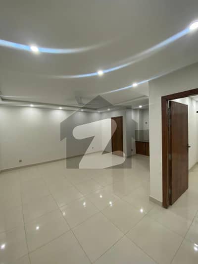 Beautifull Flate 2 Bed available for rent Bahria town phase 8 prime Location Beautifull Flate 2 Bed available for rent Bahria town phase 8 prime Location