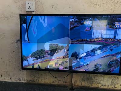 SINGLE STOREY PLAZA IS AVAILABLE FOR SALE IN IEP TOWN IN MAIN 150 FEET ROAD WITH 360,000 SINGLE STOREY PLAZA IS AVAILABLE FOR SALE IN IEP TOWN IN MAIN 150 FEET ROAD WITH 360,000