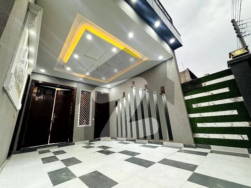 BUCH VILLAS 5 MARLA BANGLOW , BRAND NEW . BUCH VILLAS 5 MARLA BANGLOW , BRAND NEW .
