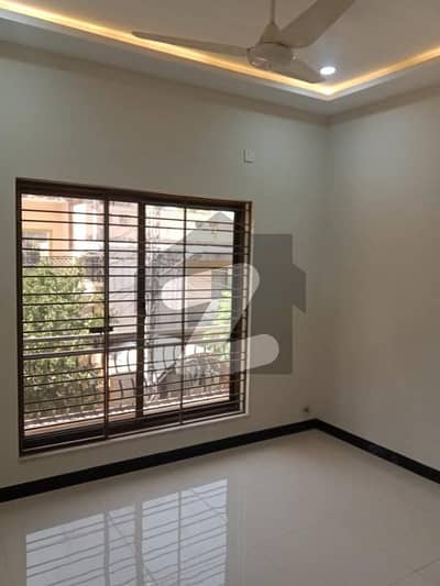 House Of 4 Marla Is Available For Sale In I-11