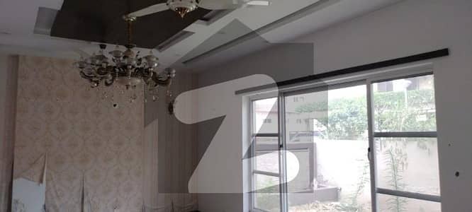 1 Kanal Good Condition House For Sale