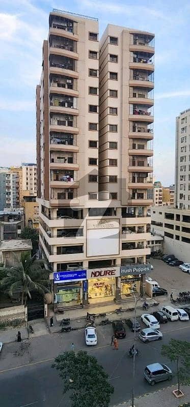 A Flat Of 1200 Square Feet In Clifton - Block 8
