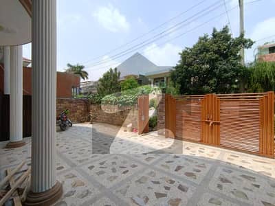 12 Marla Double Storey House For Rent in i-8 Islamabad 12 Marla Double Storey House For Rent in i-8 Islamabad