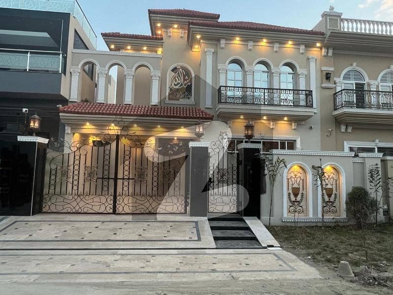 Stunning 10 Marla Brand New Spanish-Style House in Paragon City! Stunning 10 Marla Brand New Spanish-Style House in Paragon City!