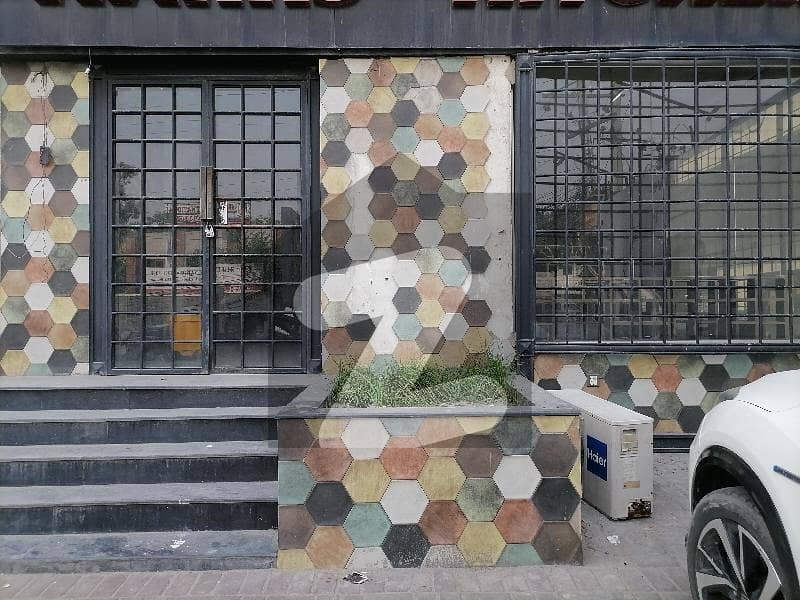 Shop 780 Square Feet For rent In Gulberg Shop 780 Square Feet For rent In Gulberg
