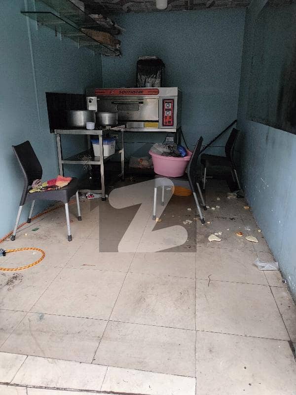 SHOP AVAILABLE TILED FLOORS ROOF CEALING PRIME LOCATION SHOP AVAILABLE TILED FLOORS ROOF CEALING PRIME LOCATION