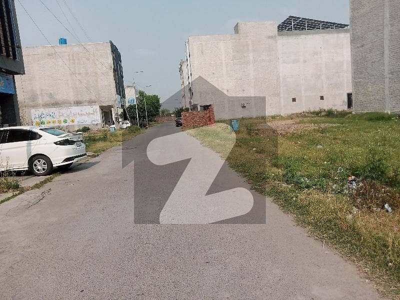 Want To Buy A Good Location House In DC Colony? Want To Buy A Good Location House In DC Colony?