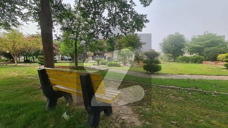 FACING PARK NEXT TO CORNER 7.73 MARLA PRIME LOCATION LDA APPROVED SUI GAS AND WAPDA APPROVED 40 FEET ROAD OVERSEASE PHASE 1 NEW LAHORE CITY PLOT FOR SALE 2 MIN DRIVE BAHRIA TOWN 1 MIN RING ROAD INTERCHANGE ENTRANCE MAIN CANAL ROAD MULTAN ROAD