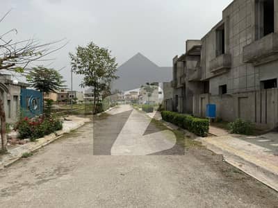 T&T F-17 30x60 POSSESSION PLOT AVAILABLE FOR SALE FIRST COME FIRST AVAIL
