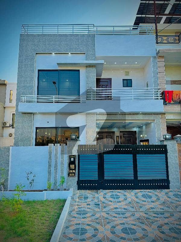 Prime Location House for sale in Excutive block near 2nd round about and commercial Prime Location House for sale in Excutive block near 2nd round about and commercial