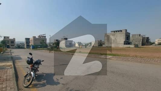 5.6 Marla Back Open Plot With Paid Extra Land M Block | Bahria Town Rawalpindi Phase 8 | Final Price: 70 Lac 5.6 Marla Back Open Plot With Paid Extra Land M Block | Bahria Town Rawalpindi Phase 8 | Final Price: 70 Lac
